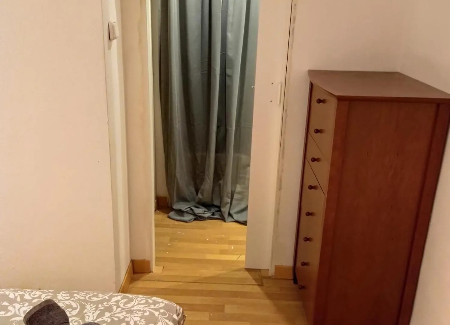 Private Doble & Single Rooms In The City Center Metro L5 & L1 Mallorca Street Barselona 0*,
