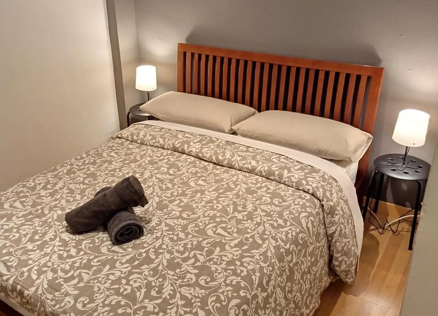 Private Doble & Single Rooms In The City Center Metro L5 & L1 Mallorca Street Barselona 0*,  İspanya